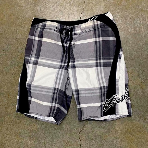 O'Neill Other - O'Neill Black and Gray Plaid Board Shorts EUC